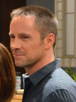 William deVry