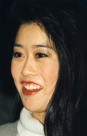 Kristi Yamaguchi Profile Picture