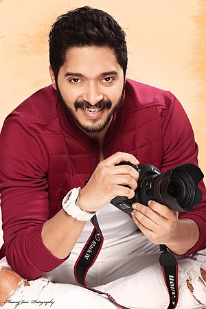 Shreyas Talpade Profile Picture