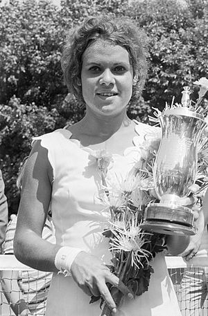 Evonne Goolagong Cawley Profile Picture