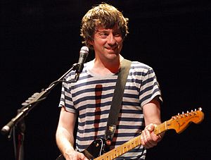 Graham Coxon Profile Picture