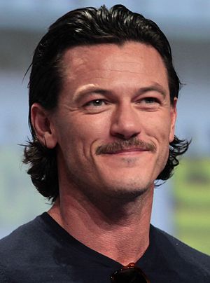 Luke Evans Profile Picture