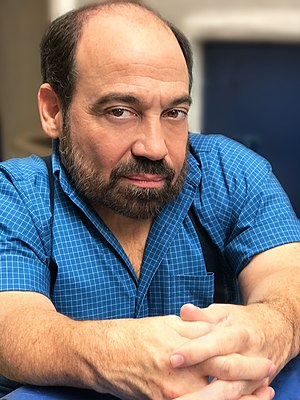 Danny Woodburn Profile Picture