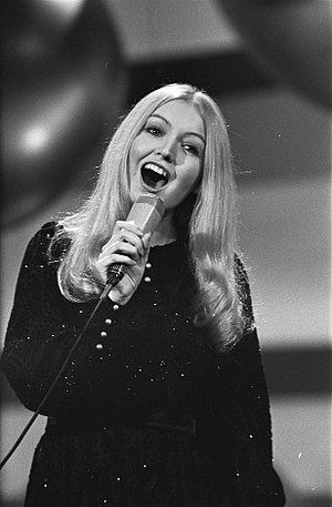 Mary Hopkin Profile Picture