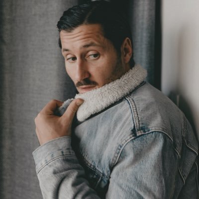 Valentin Chmerkovskiy Profile Picture