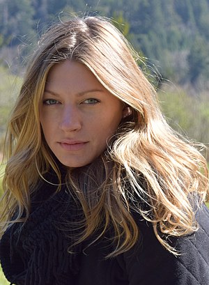 Jes Macallan