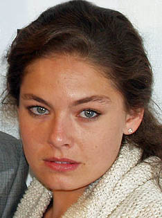 Alexa Davalos Profile Picture