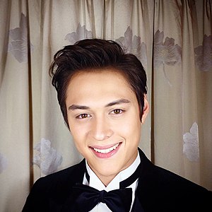 Enrique Gil Profile Picture