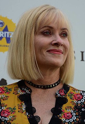 Barbara Crampton Profile Picture