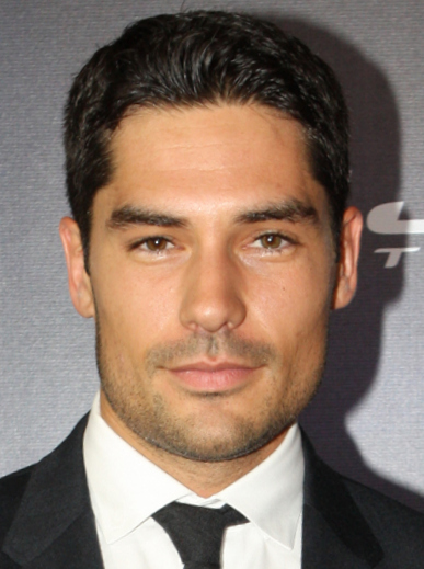 D. J. Cotrona Profile Picture