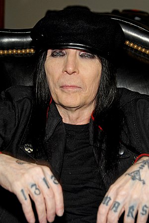 Mick Mars Profile Picture