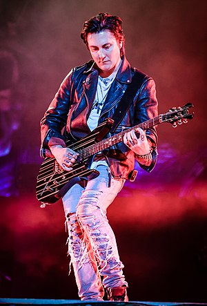 Synyster Gates