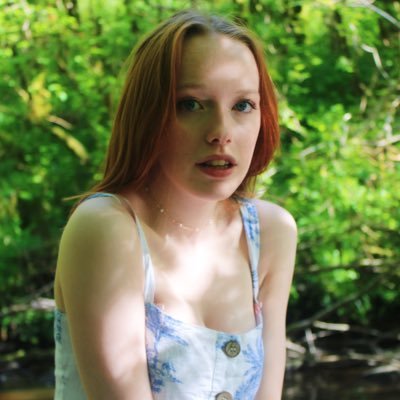 Amybeth McNulty