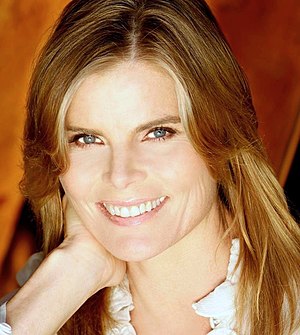 Mariel Hemingway Profile Picture