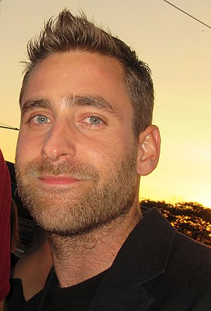 Oliver Jackson-Cohen Profile Picture