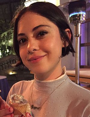 Rosa Salazar Profile Picture