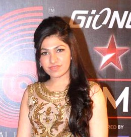 Tulsi Kumar Profile Picture