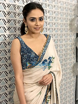 Amruta Khanvilkar Profile Picture