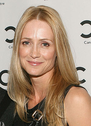 Kelly Rowan Profile Picture