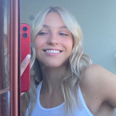 Brynn Rumfallo Profile Picture