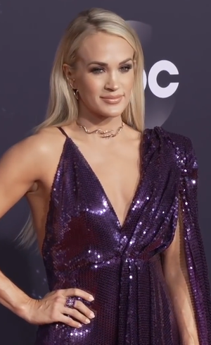 Carrie Underwood Profile Picture