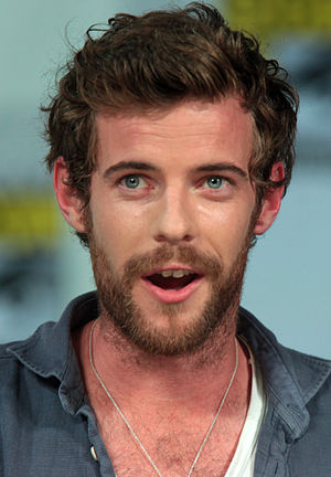 Harry Treadaway Profile Picture