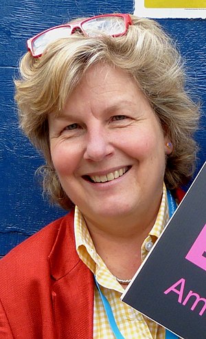 Sandi Toksvig Profile Picture