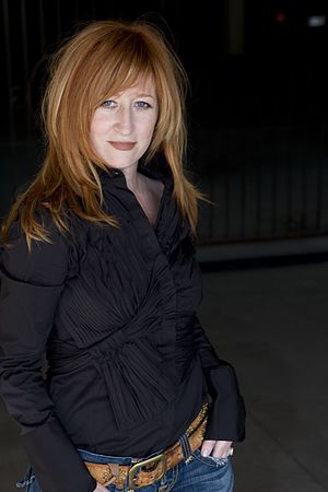 Vicki Lewis Profile Picture