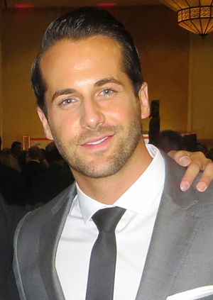 Niall Matter