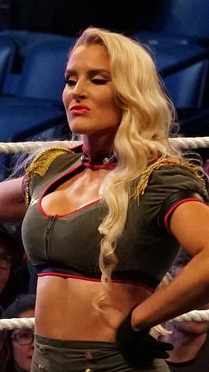 Lacey Evans