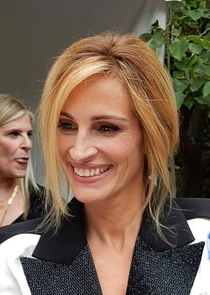 Julia Roberts Profile Picture