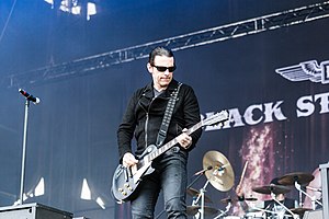 Ricky Warwick