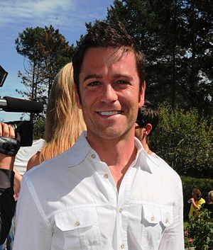 Yannick Bisson Profile Picture