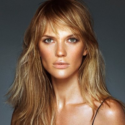 Anne Vyalitsyna