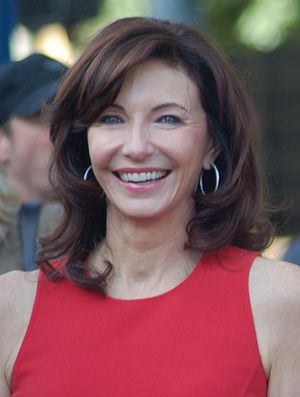 Mary Steenburgen Profile Picture