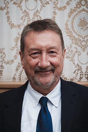 Steven Knight Profile Picture