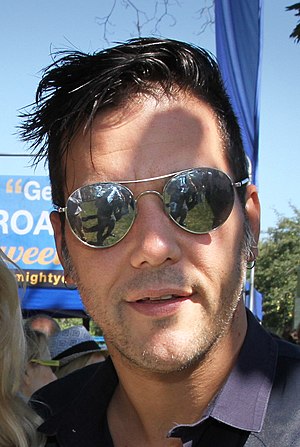 George Stroumboulopoulos Profile Picture