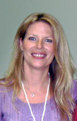 Mary Elizabeth McGlynn Profile Picture