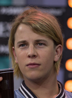 Tom Odell Profile Picture