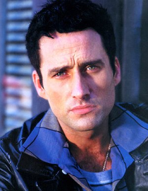 Glenn Quinn Profile Picture