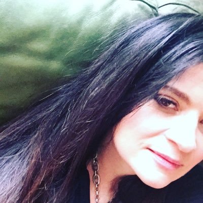 Alex Guarnaschelli Profile Picture