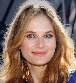 Rachel Blanchard Profile Picture