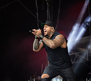 Tommy Vext