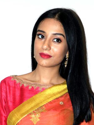 Amrita Rao - Age, Family, Biography | The Famous Birthday