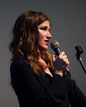 Kathryn Hahn Profile Picture