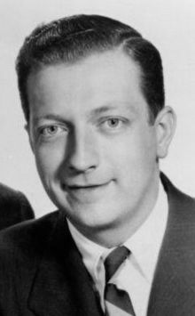 Bob Elliott (comedian)