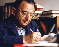 Erich Fromm Profile Picture