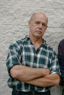 Geoffrey Lewis (actor) Profile Picture