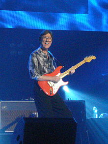 Hank Marvin Profile Picture