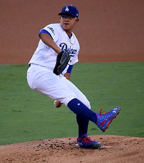 Julio Urías Profile Picture